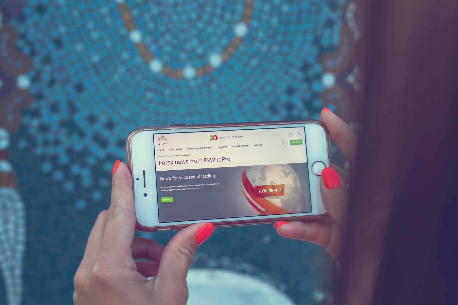 Investment banking senior analyst, chemicals